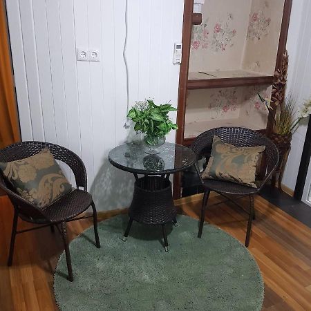 Gela'S Apartment Tbilisi ภายนอก รูปภาพ