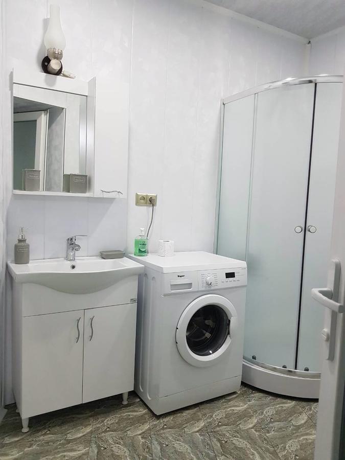 Gela'S Apartment Tbilisi ภายนอก รูปภาพ